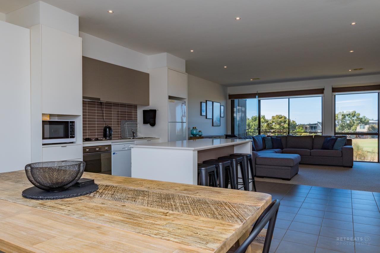 13 Shore Place Torquay Exterior photo